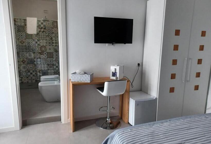 庭の見えるスタンダードトリプルルーム, Artemare B&b