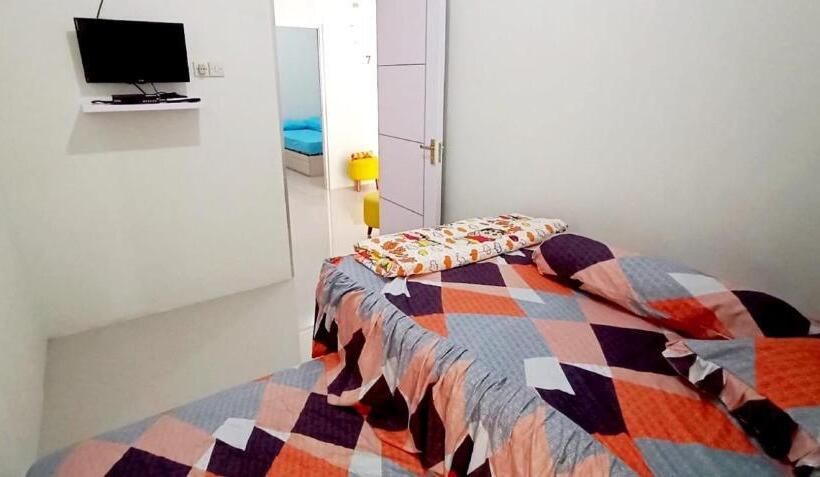 Номер Deluxe Кровать Кинг, Express O 91293 House
