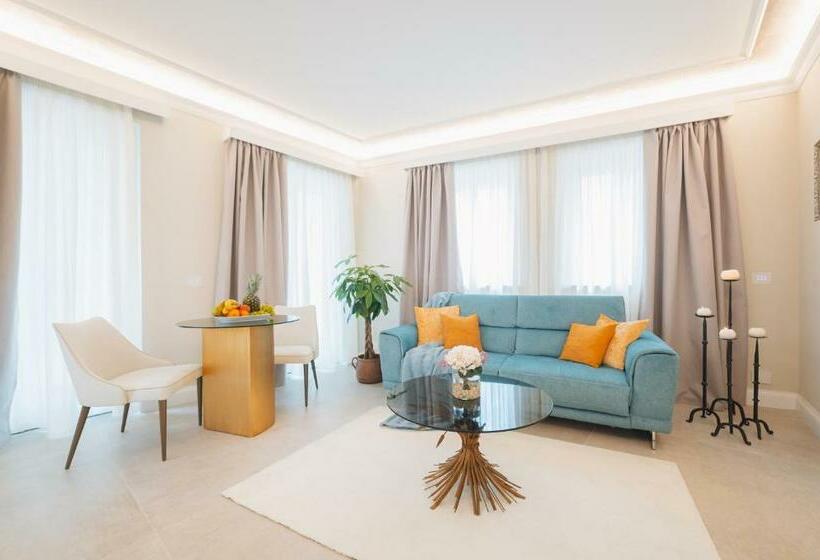 Апартаменты Deluxe 1 Спальня, Naxi Suites