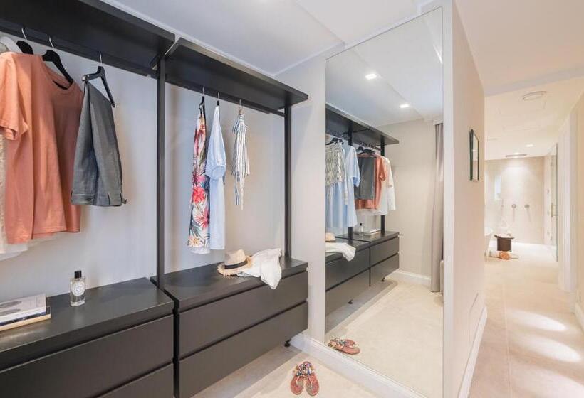 Апартаменты Deluxe 1 Спальня, Naxi Suites