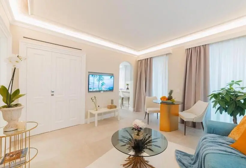 1ベッドルームのデラックスアパートメント, Naxi Suites