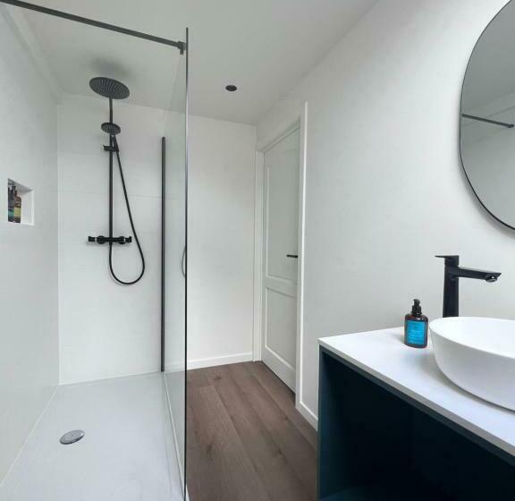 디럭스 룸, Maison Georges