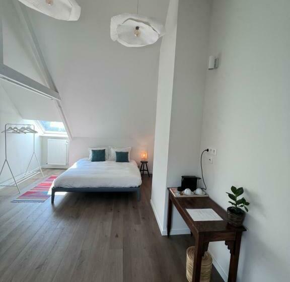 디럭스 룸, Maison Georges