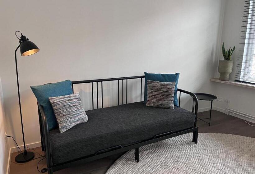 디럭스 룸, Maison Georges