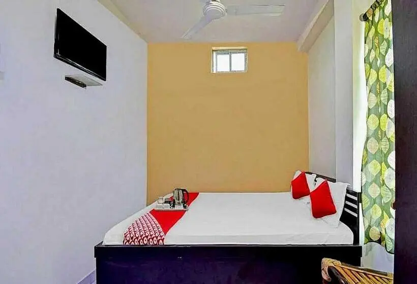 3 Bett Deluxe Zimmer, O Royal Regency, Pathsala