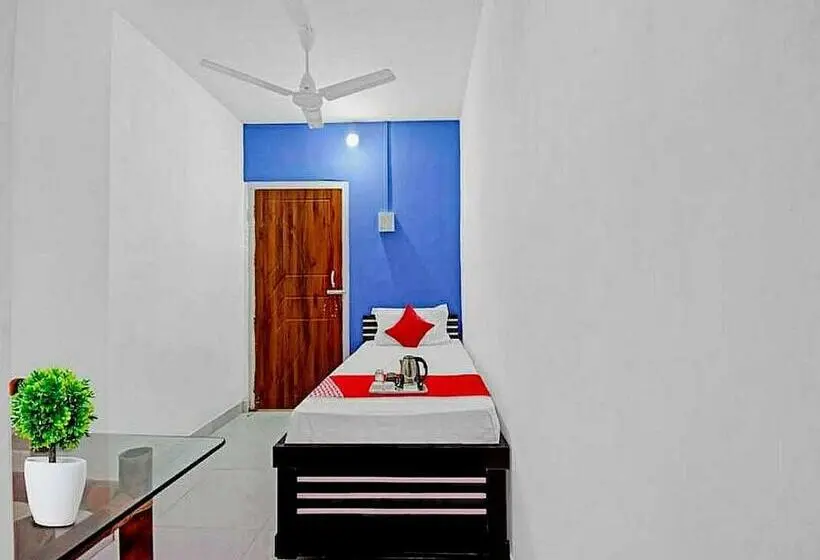 3 Bett Deluxe Zimmer, O Royal Regency, Pathsala