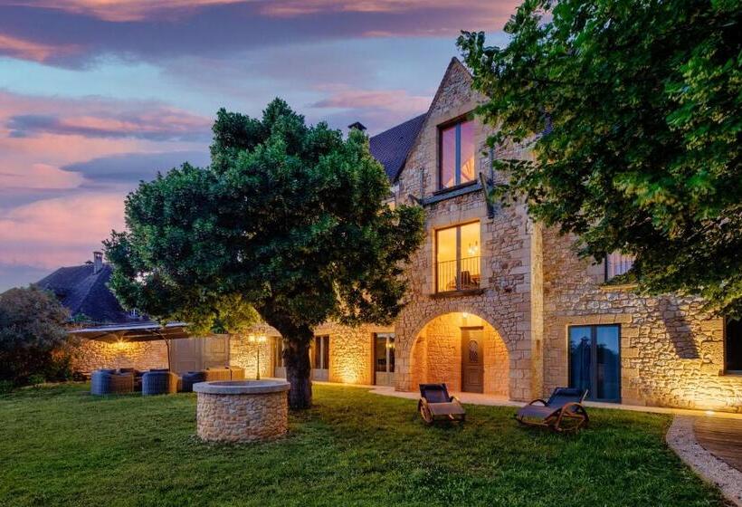 Семейный Номер, Domaine De Ravat