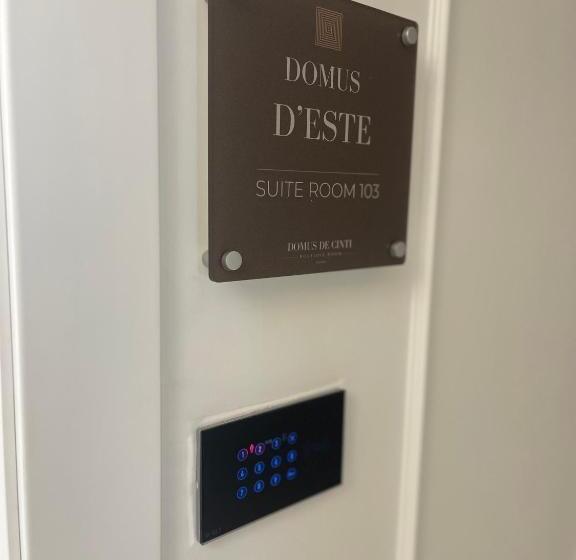 스탠다드 룸 킹사이즈 침대, Domus De Cinti