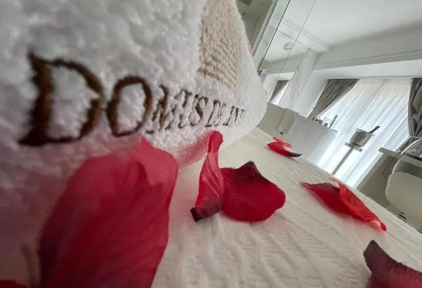デラックスルーム, Domus De Cinti