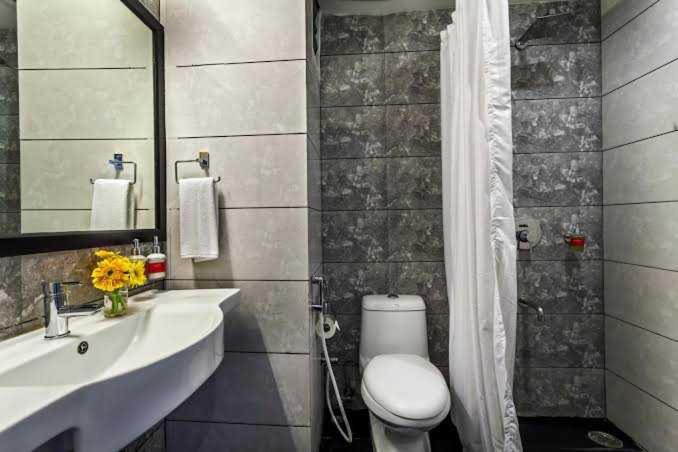 디럭스 트리플 룸, Collection O Pgs Neelamabari