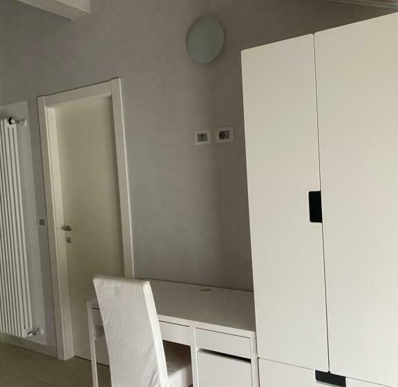 Дом 4 Спальни, Casa Fontanera