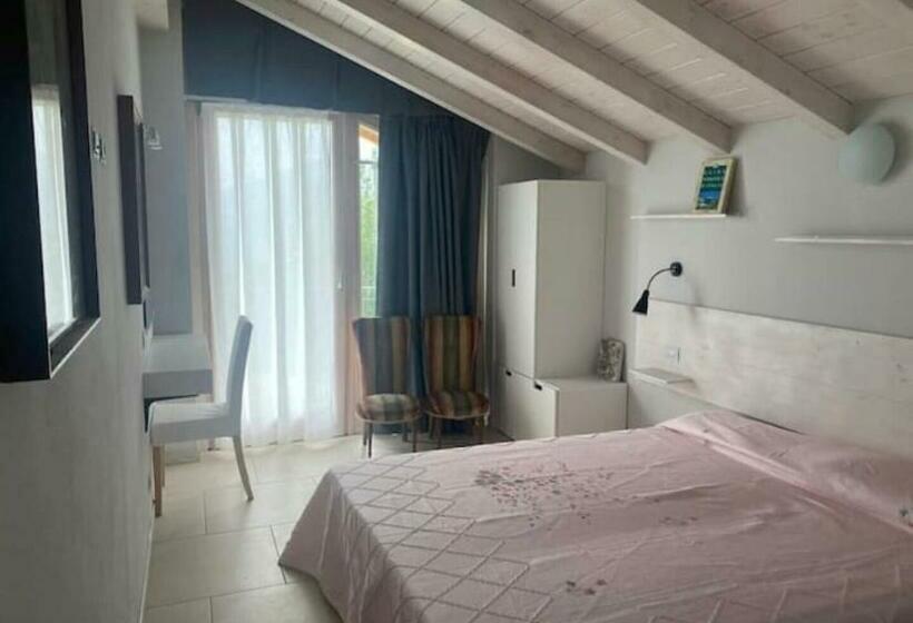 Дом 4 Спальни, Casa Fontanera