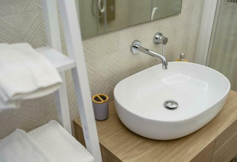 اتاق استاندارد, Sea More