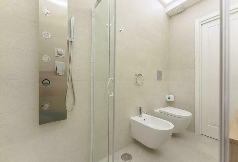 اتاق استاندارد, Sea More