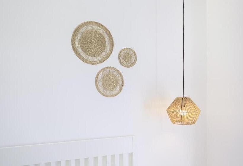 اتاق استاندارد با بالکن, Sea More