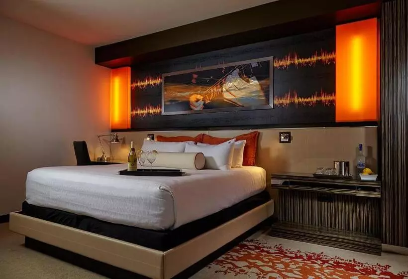 キングサイズベッドのスタンダードルーム, Hard Rock Hotel & Casino Biloxi