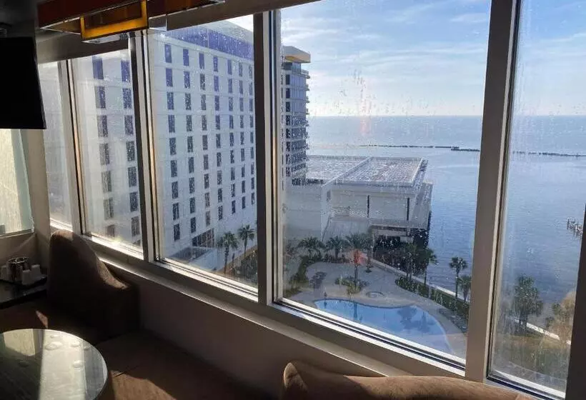 キングサイズベッドのスタンダードルーム, Hard Rock Hotel & Casino Biloxi