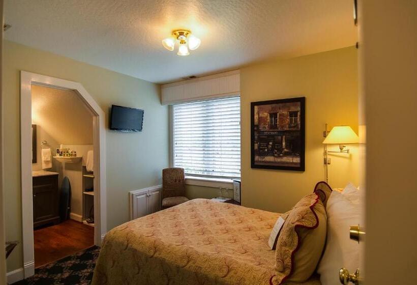 اتاق عادی, The Campbell House Inn