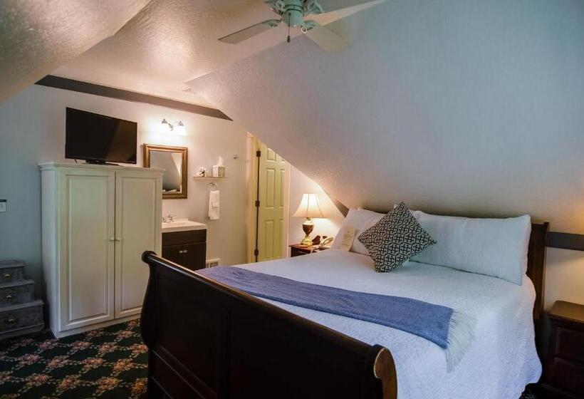 Номер Стандарт Вид на Сад, The Campbell House Inn