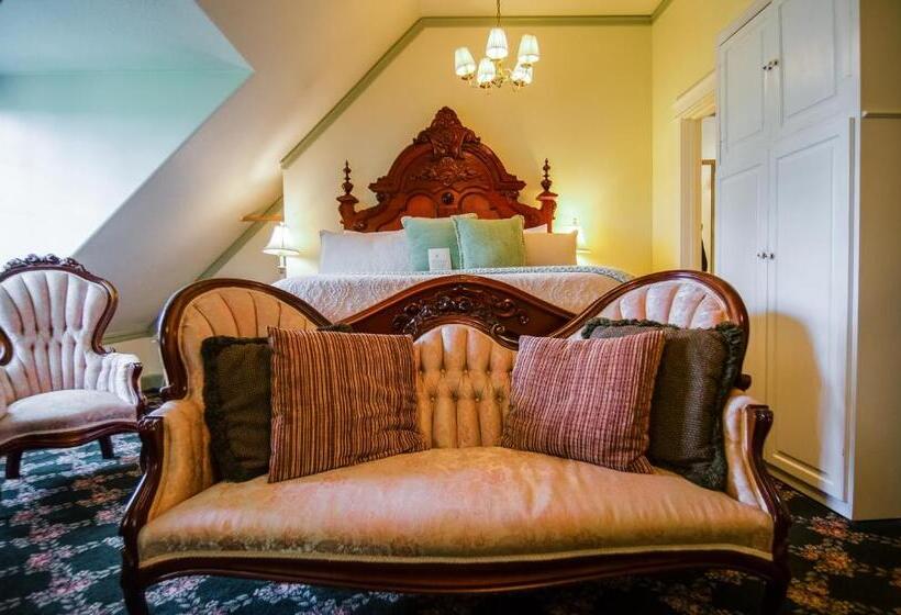 اتاق استاندارد, The Campbell House Inn