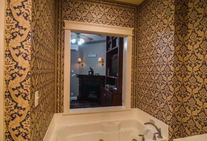 デラックスルーム, The Campbell House Inn