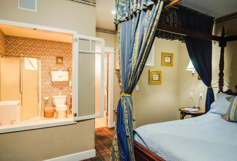 Номер Deluxe, The Campbell House Inn
