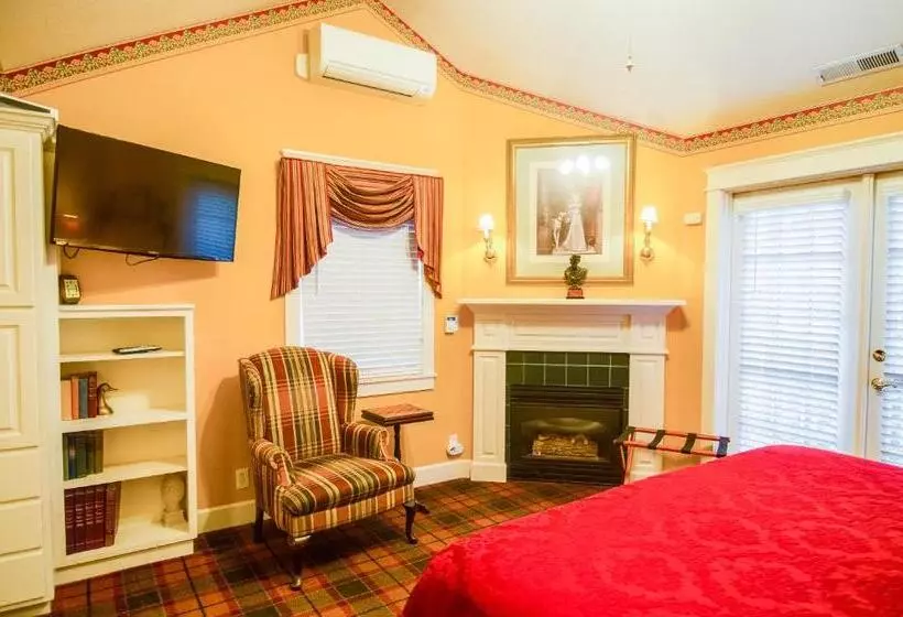 身障者適用キングサイズベッドルーム, The Campbell House Inn