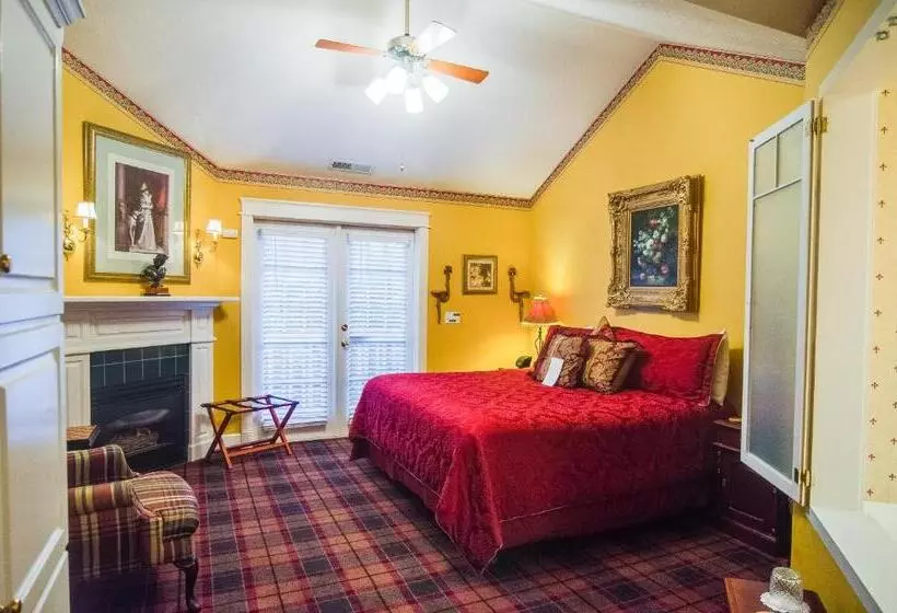 身障者適用キングサイズベッドルーム, The Campbell House Inn