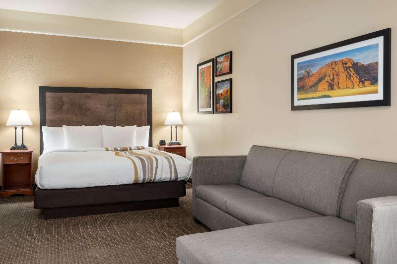 اتاق اجرایی با تخت بزرگ, La Quinta By Wyndham St. George