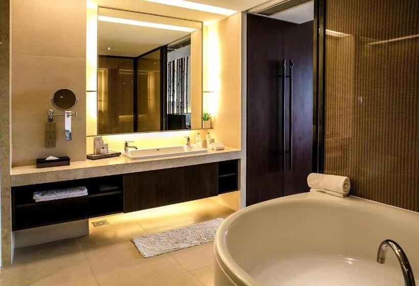 Номер Премиум, Mission Hills Resort Haikou