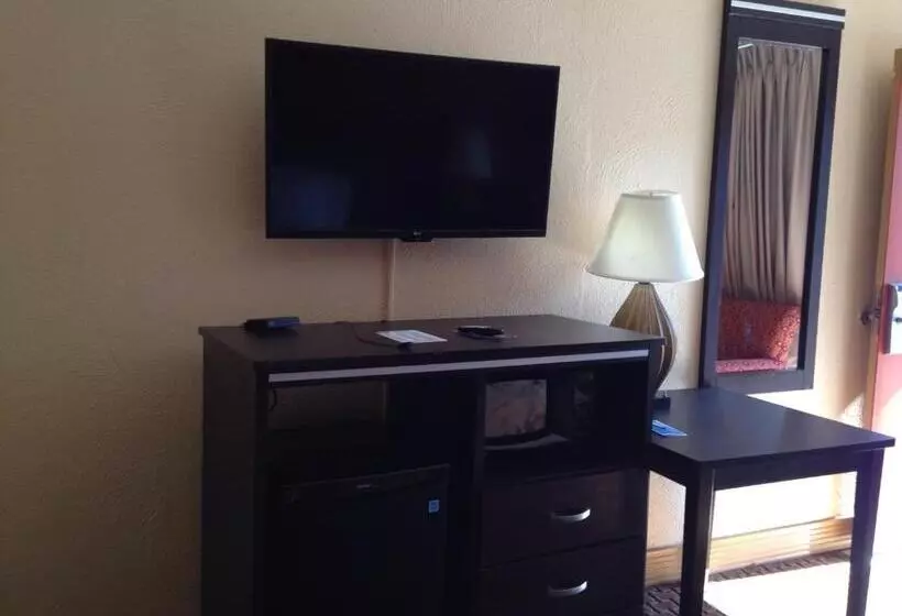 اتاق استاندارد, Parkway Inn Of Birmingham