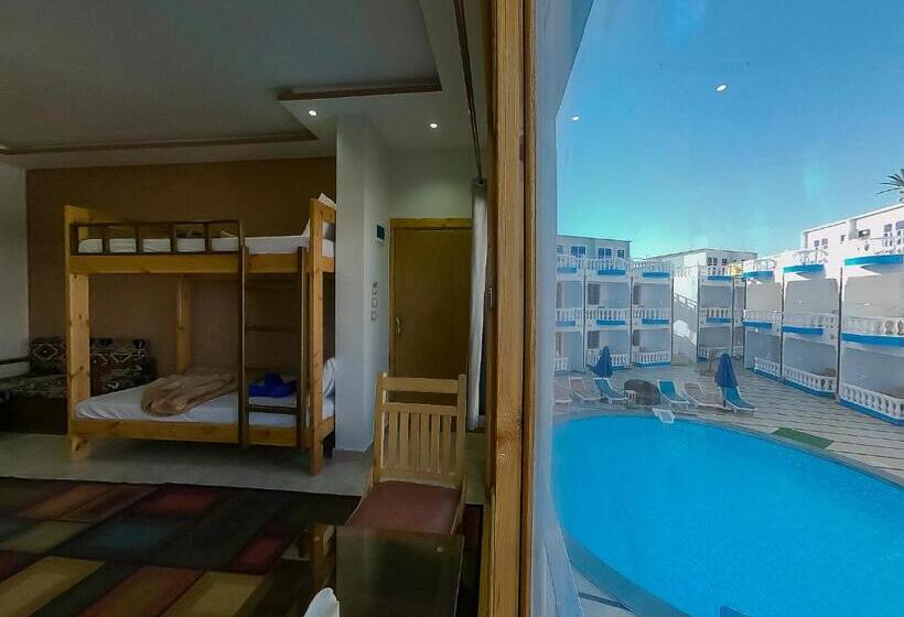 سوئیت با تخت بزرگ, Seaview Hotel Dahab