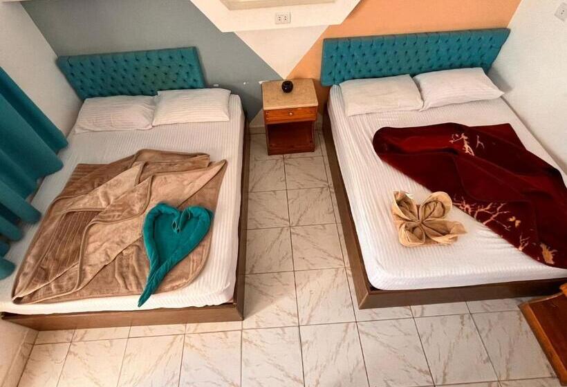 Camera Economy, Seaview Hotel Dahab