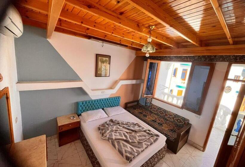 اتاق لوکس با چشم‌انداز دریا, Seaview Hotel Dahab