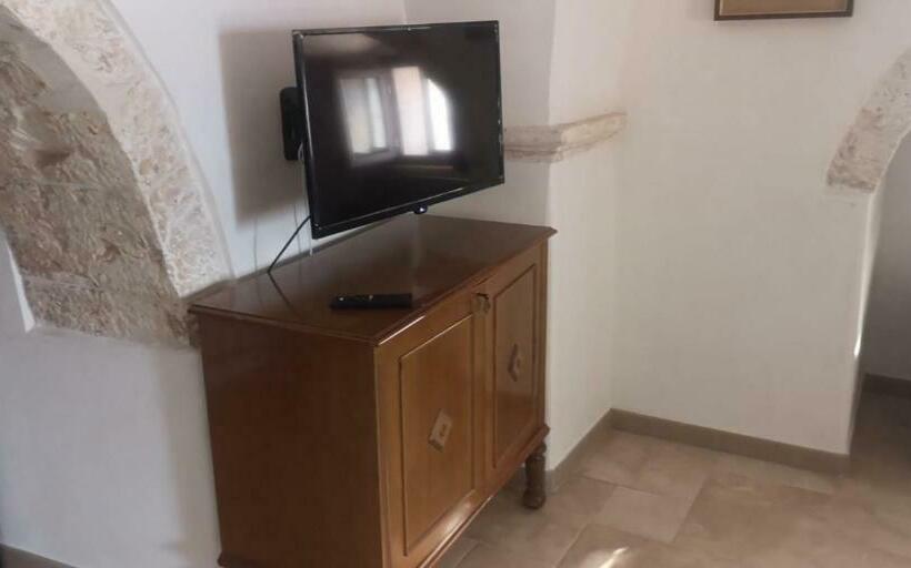 标准间, Cummersa Dell Alba