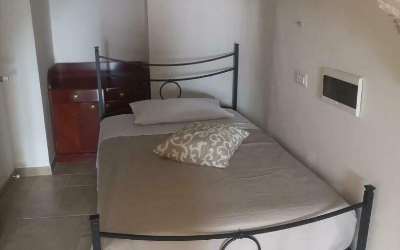 标准间, Cummersa Dell Alba