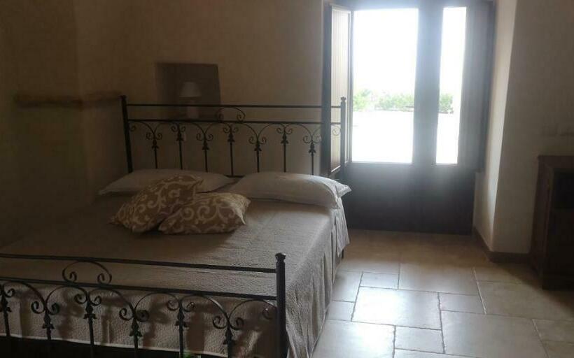 标准间, Cummersa Dell Alba