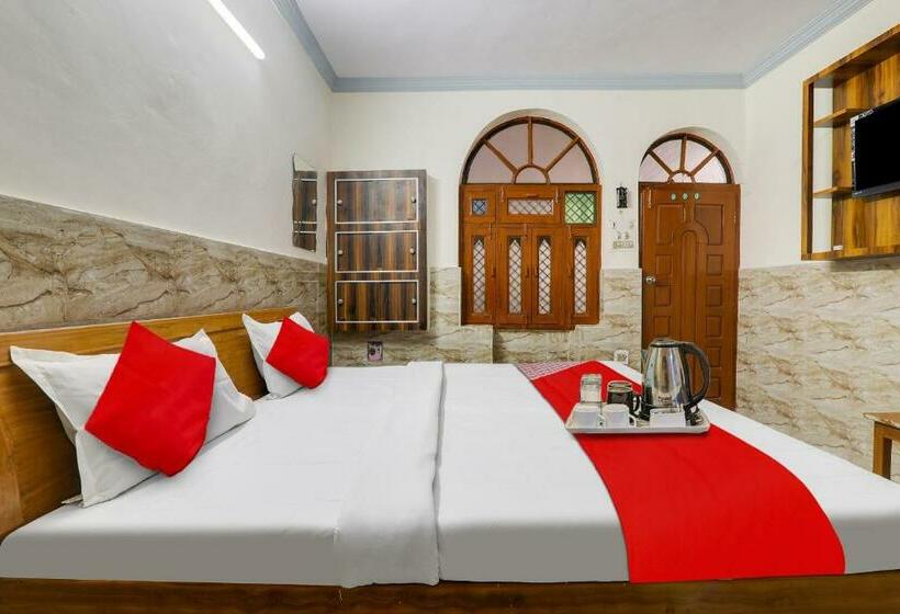 اتاق کلاسیک سه تخته, Flagship Hotel Venus
