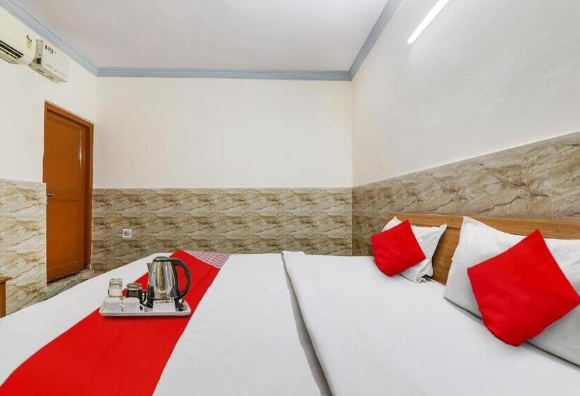 اتاق کلاسیک سه تخته, Flagship Hotel Venus