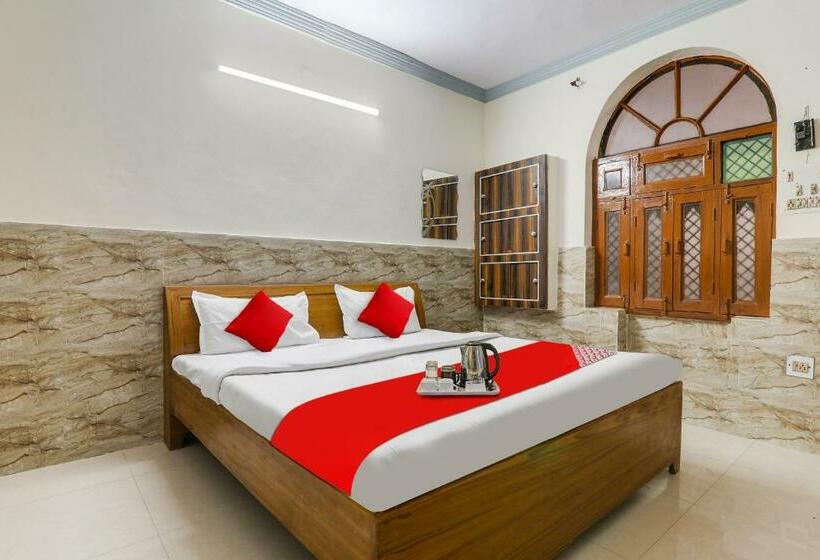 اتاق کلاسیک سه تخته, Flagship Hotel Venus