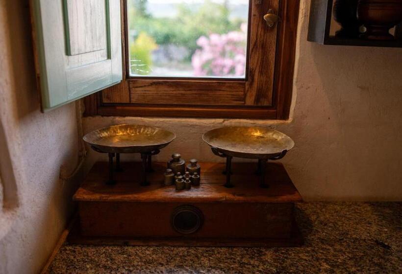 סוויטה משפחתית, Trulli Jaja