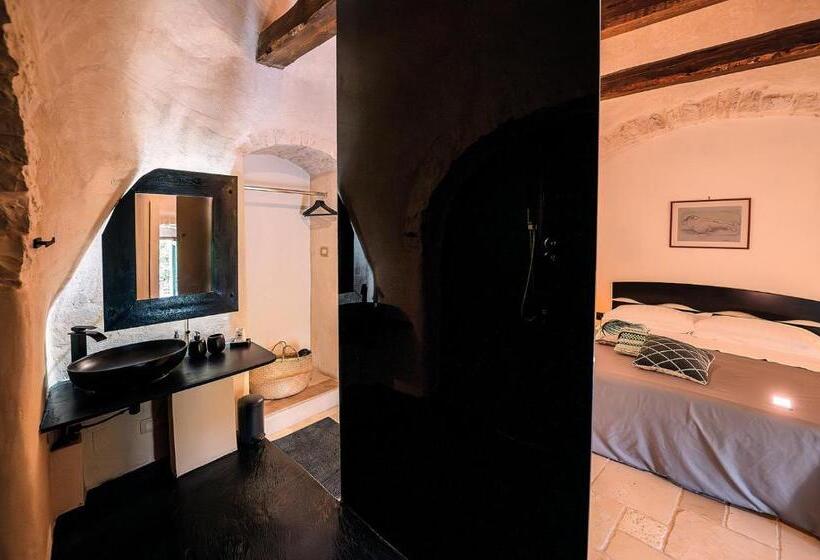 סוויטה דלוקס, Trulli Jaja