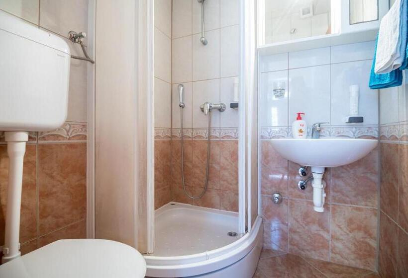 آپارتمان 1 خوابه با چشم‌انداز دریا, Apartments Vesna