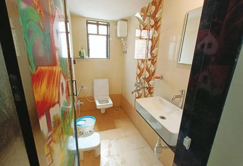 ファミリールーム, Diamond Cottage