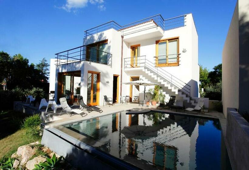 标准工作室带泳池景, Pizzo Cane House Camera Con Bagno E Piscina