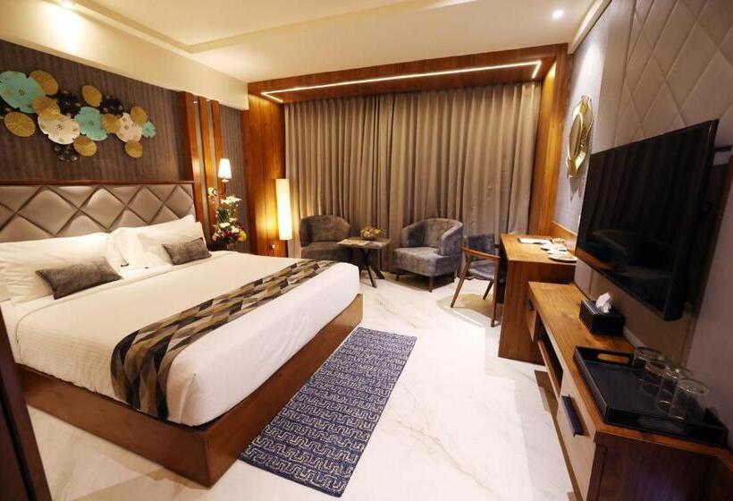 スーペリアールーム, Aj Grand