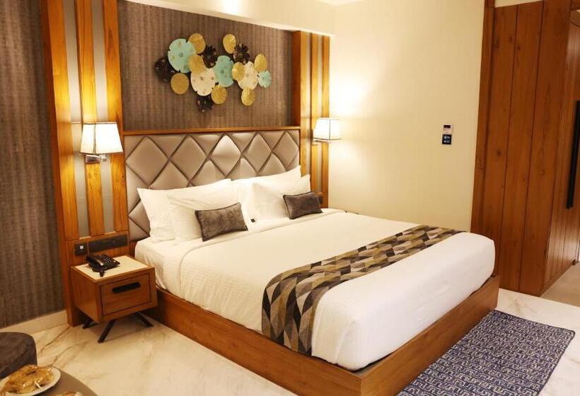 キングサイズベッドのデラックスルーム, Aj Grand