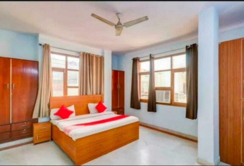 Triple Classic Room, Oyo 93118 Sk Residency