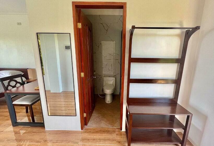 اتاق خانوادگی, Sedona Resort