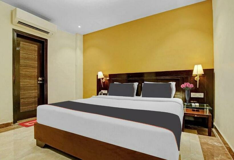 غرفة كلاسيكية ثلاثية, Collection O Hotel Royal Jihaan